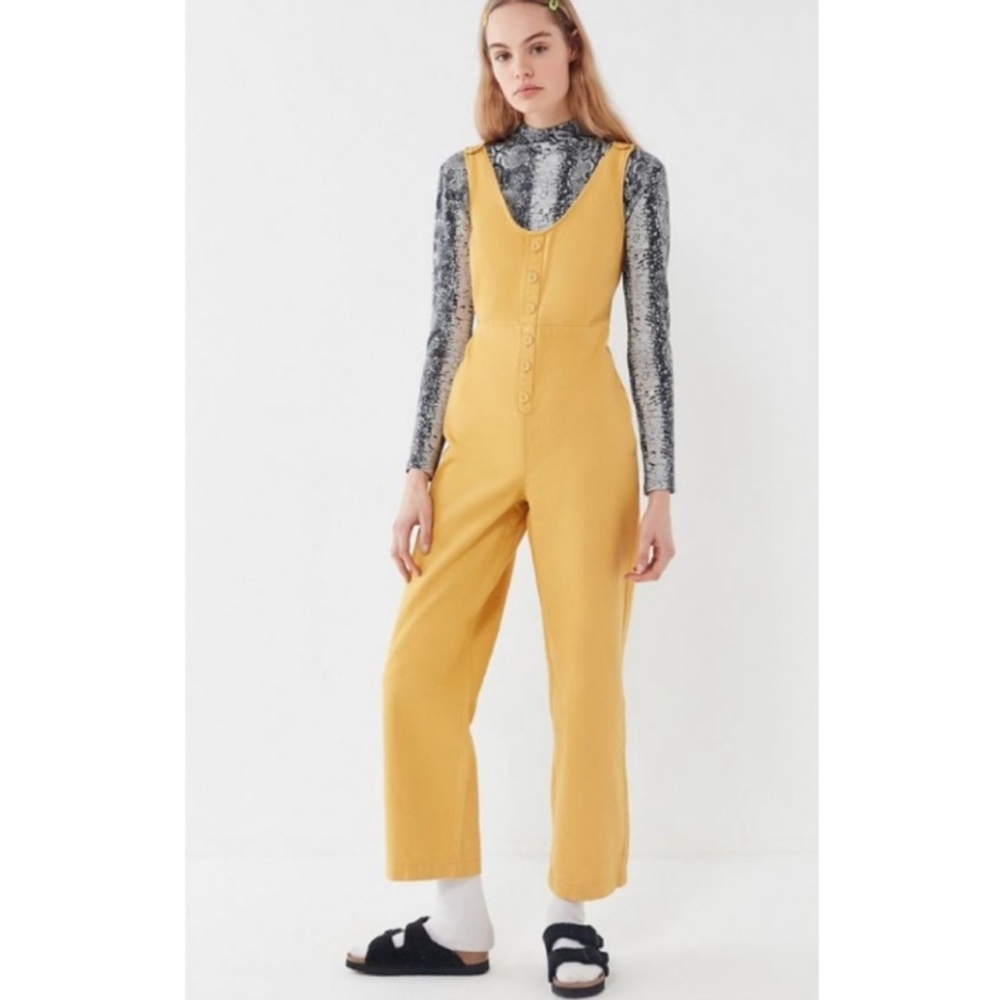 URBAN OUTFITTERS yellow Leighton denim sleeveless jumpsuit MEDIUM